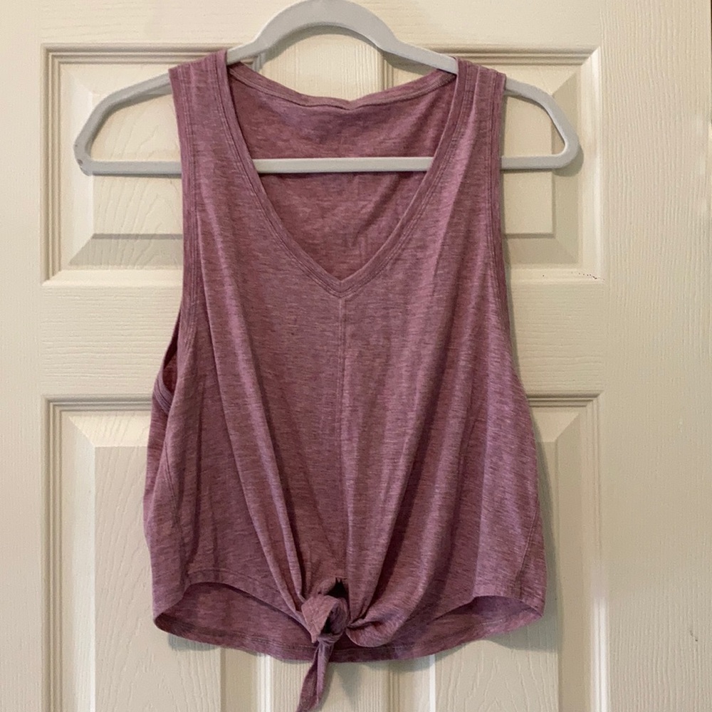 Lululemon v-neck cropped tank w front tie